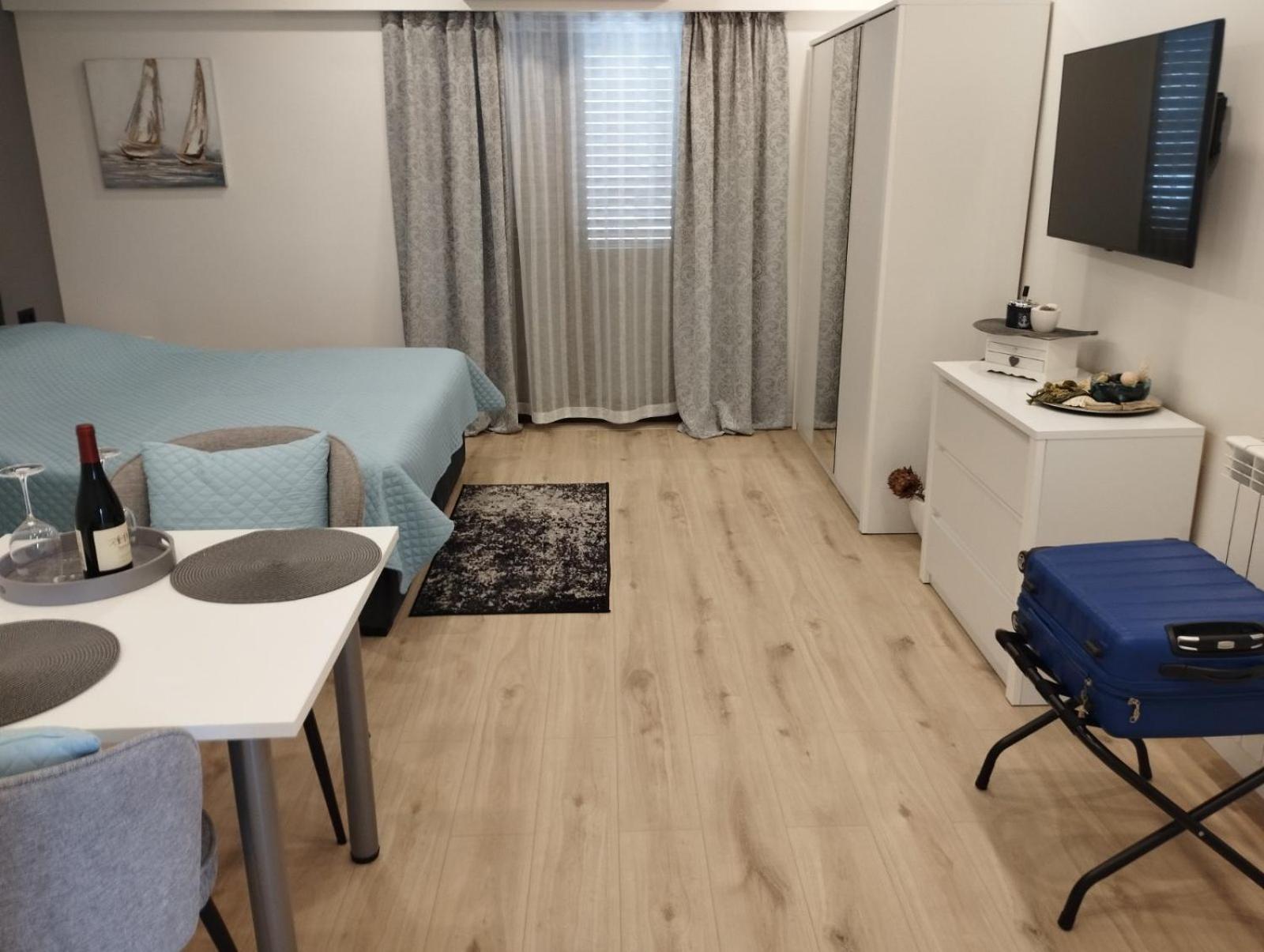 Maestral Apartment Porec Bagian luar foto