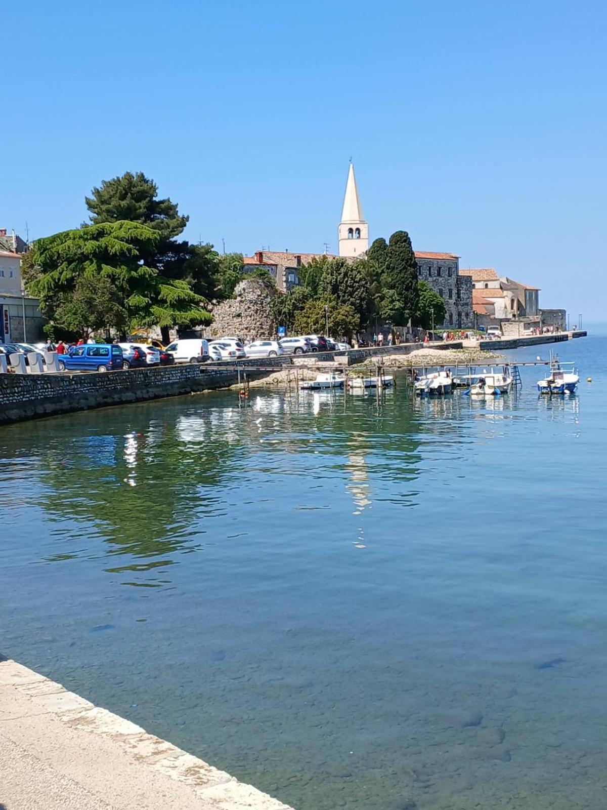 Maestral Apartment Porec Bagian luar foto